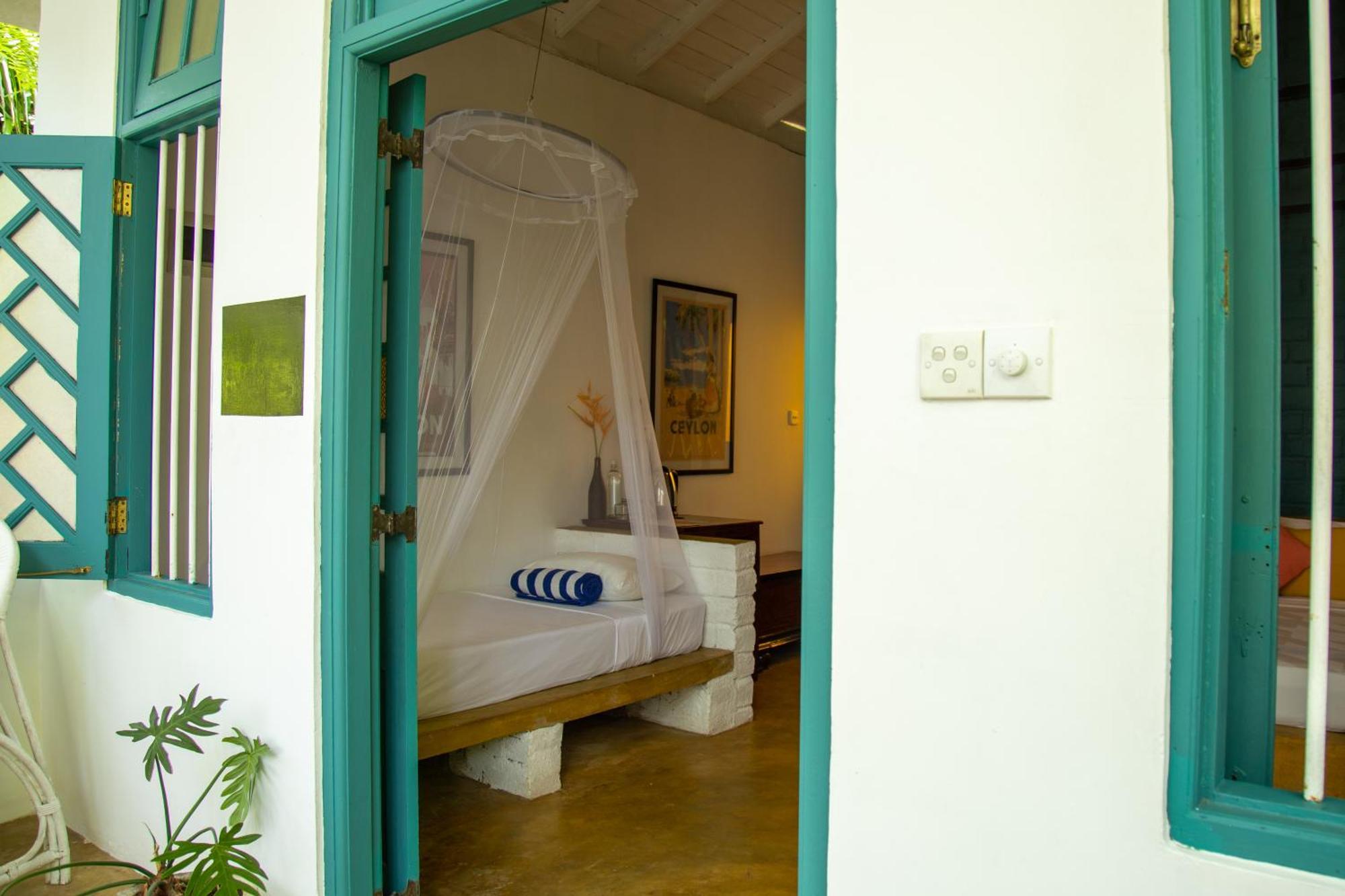 Guest house Dots Bay House *